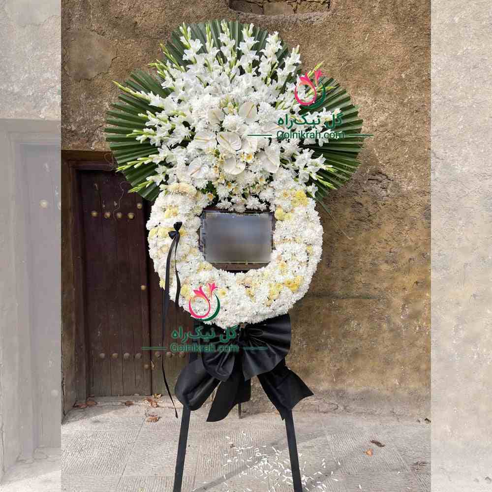 chrysanthemum-gladiolus-ring-wreath تاج گل داوودی و گلایول حلقه ای