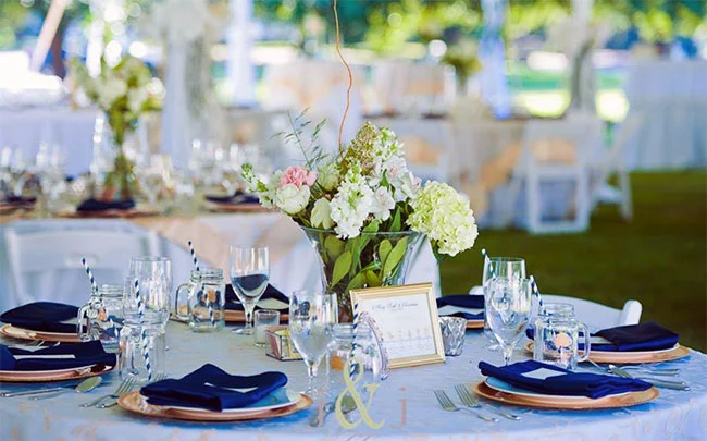 انتخاب لوازم تشریفات مجالس