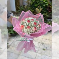 دسته گل رز لب ماتیکی و عروس